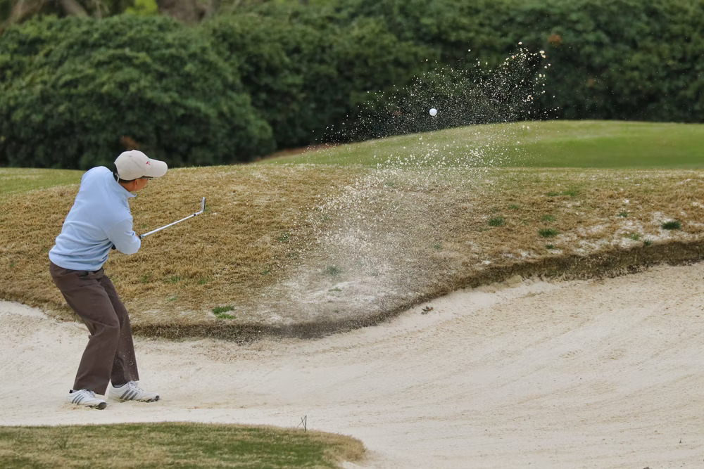 Golf sand trap tips: how to never get stuck in the bunker again!